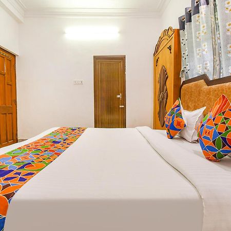 Fabexpress Astoria House Hotel Calcutta Buitenkant foto
