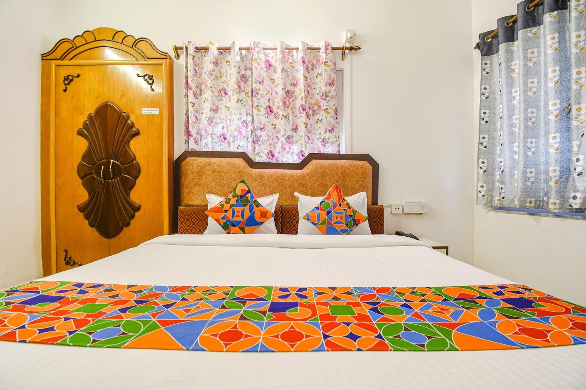 Fabexpress Astoria House Hotel Calcutta Buitenkant foto