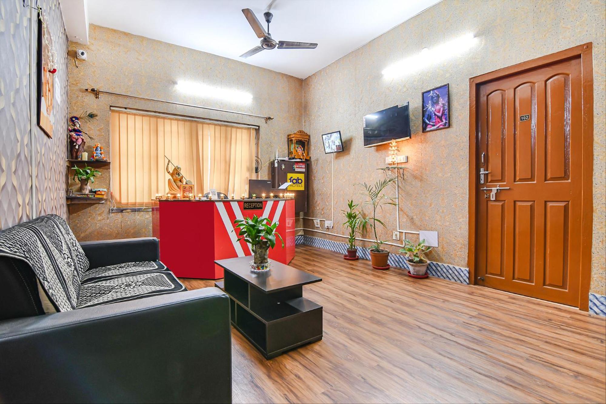 Fabexpress Astoria House Hotel Calcutta Buitenkant foto