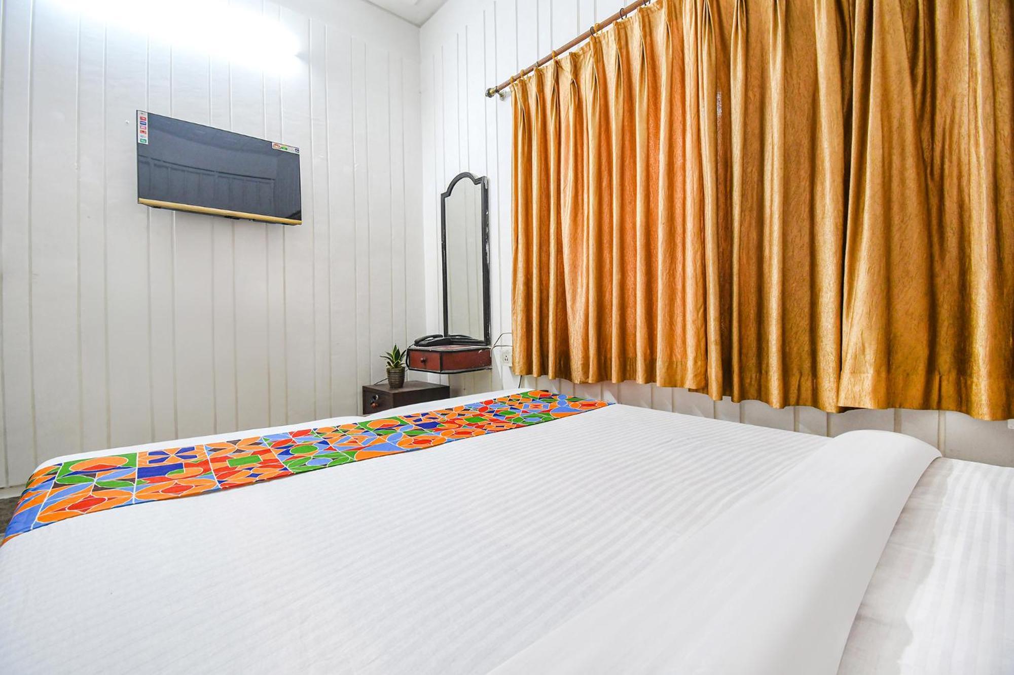Fabexpress Astoria House Hotel Calcutta Buitenkant foto